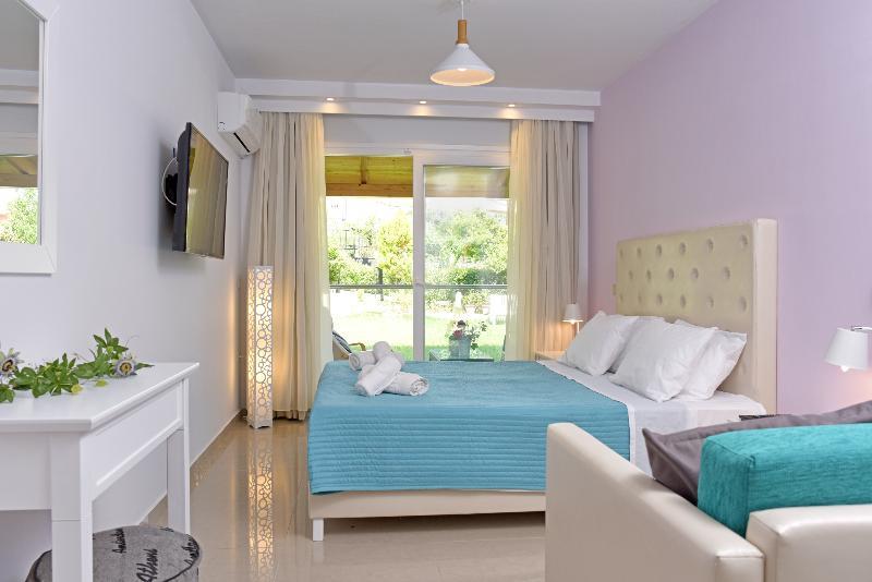 Palapart Gikas Suites And Studios Gouvia Exterior foto